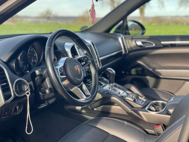 Porsche Cayenne CayenneDiesel3.0V6,259PS,Leder,BiXenon,Pano,Bose