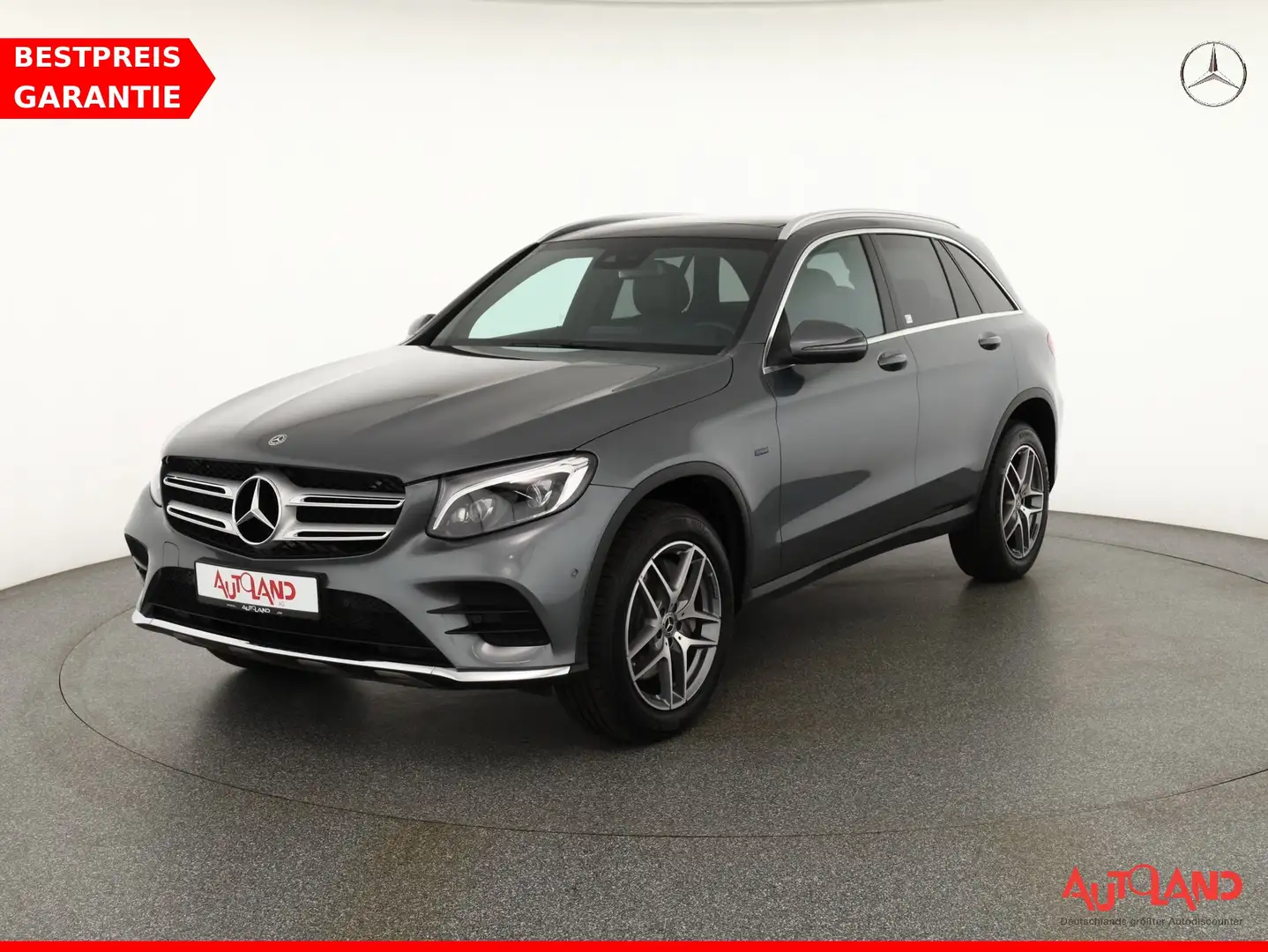 Mercedes-Benz GLC 350 e AMG-Line 4Matic LED Panorama Kamera Grau - 1