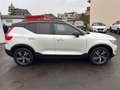 Volvo XC40 D4 AWD R Design 20'',AHK,Alcantara,Pano,ACC Weiß - thumbnail 6