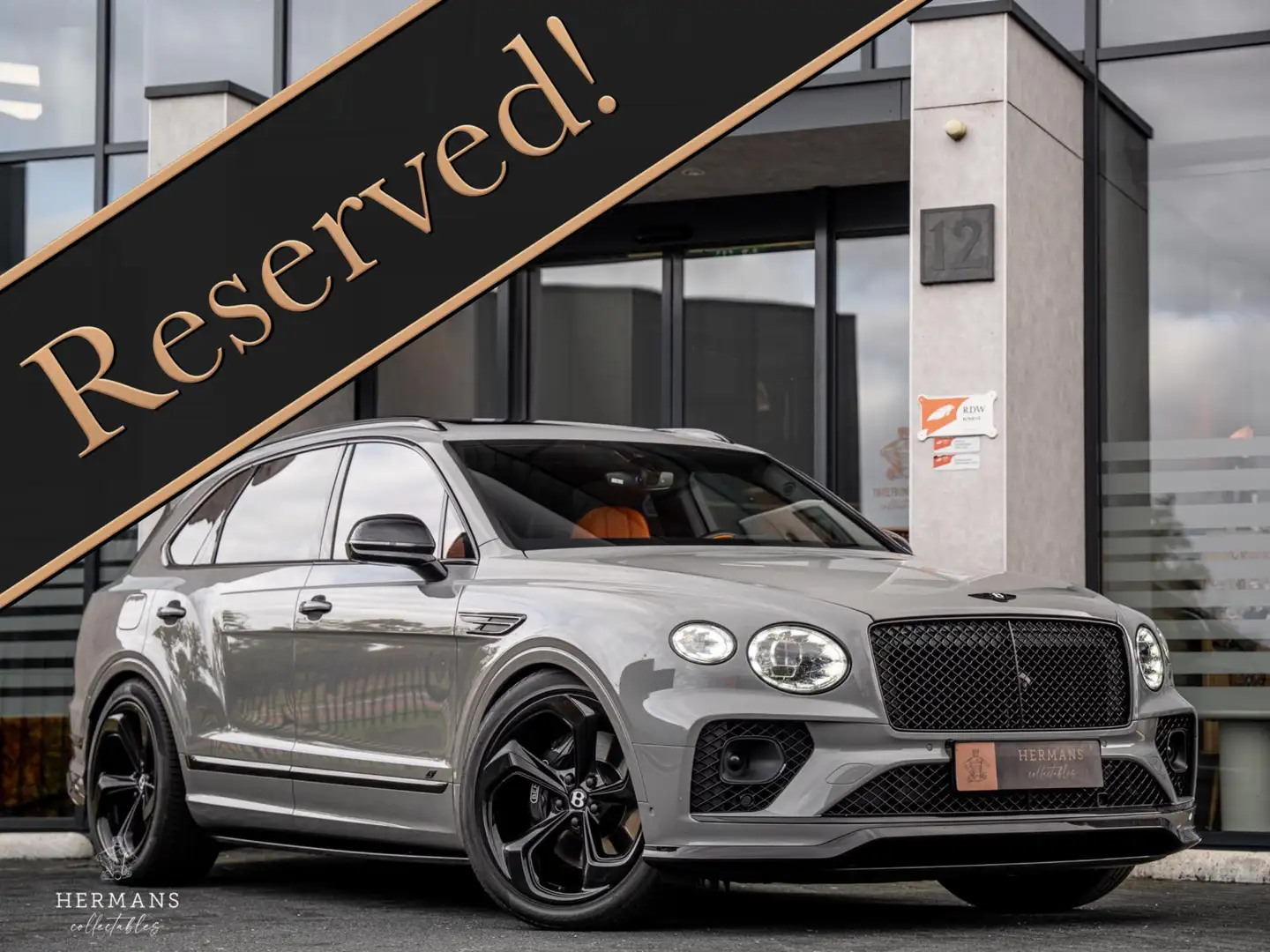Bentley Bentayga 4.0 V8 S / Blackline / HUD / NAIM / Massage Grijs - 1