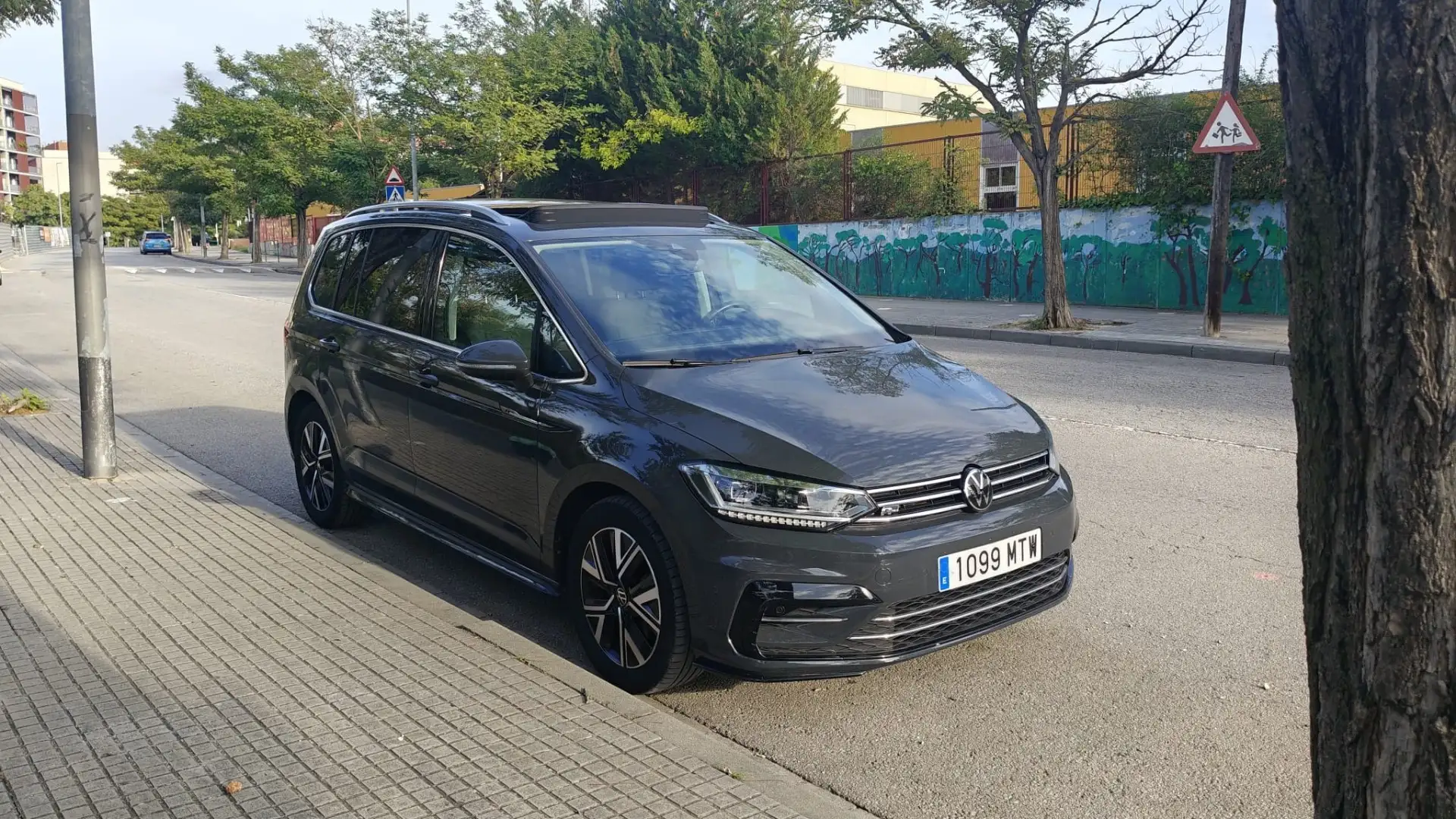 Volkswagen Touran 2.0TDI CR BMT Sport DSG 110kW - 1
