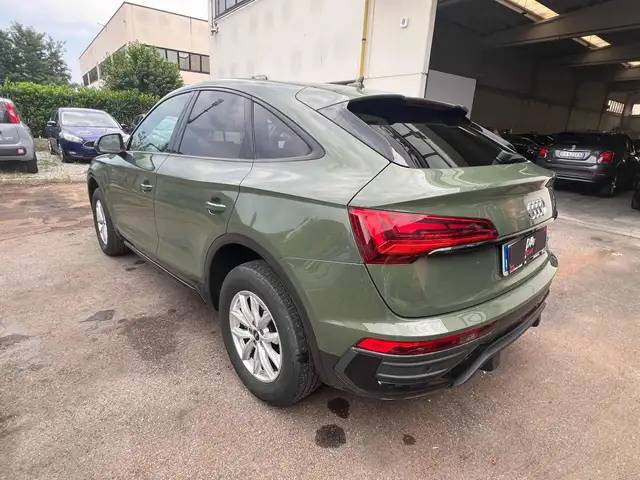 Audi Q5 view 7