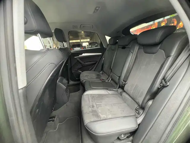 Audi Q5 view 13