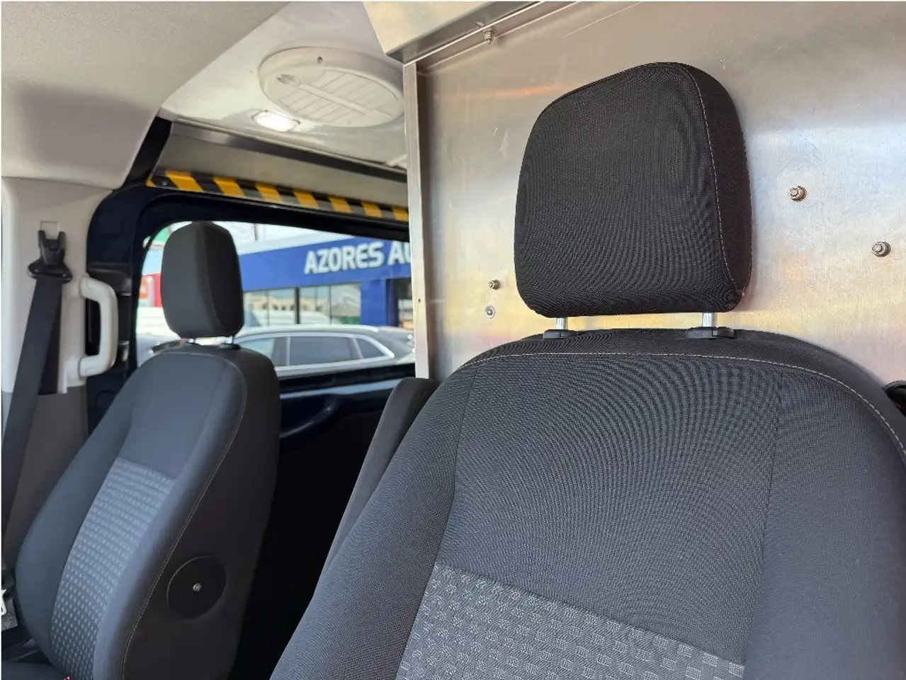 Ford Transit Cargo Van снимка Ford Transit Cargo Van