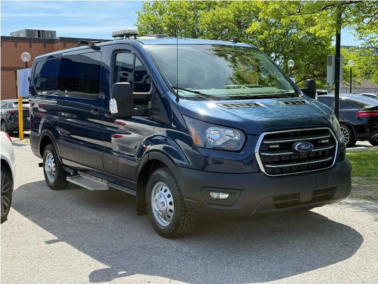 Ford Transit Cargo Van снимка Ford Transit Cargo Van