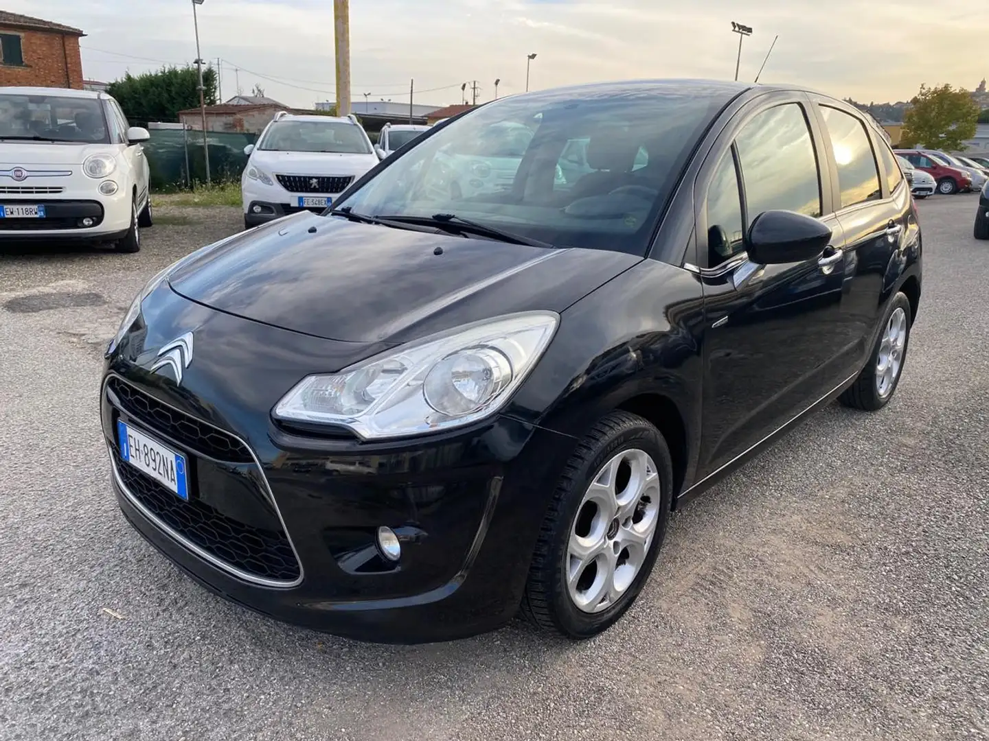Citroen C3 1.4 Eco Energy G Exclusive NEOPATENTATI Schwarz - 1