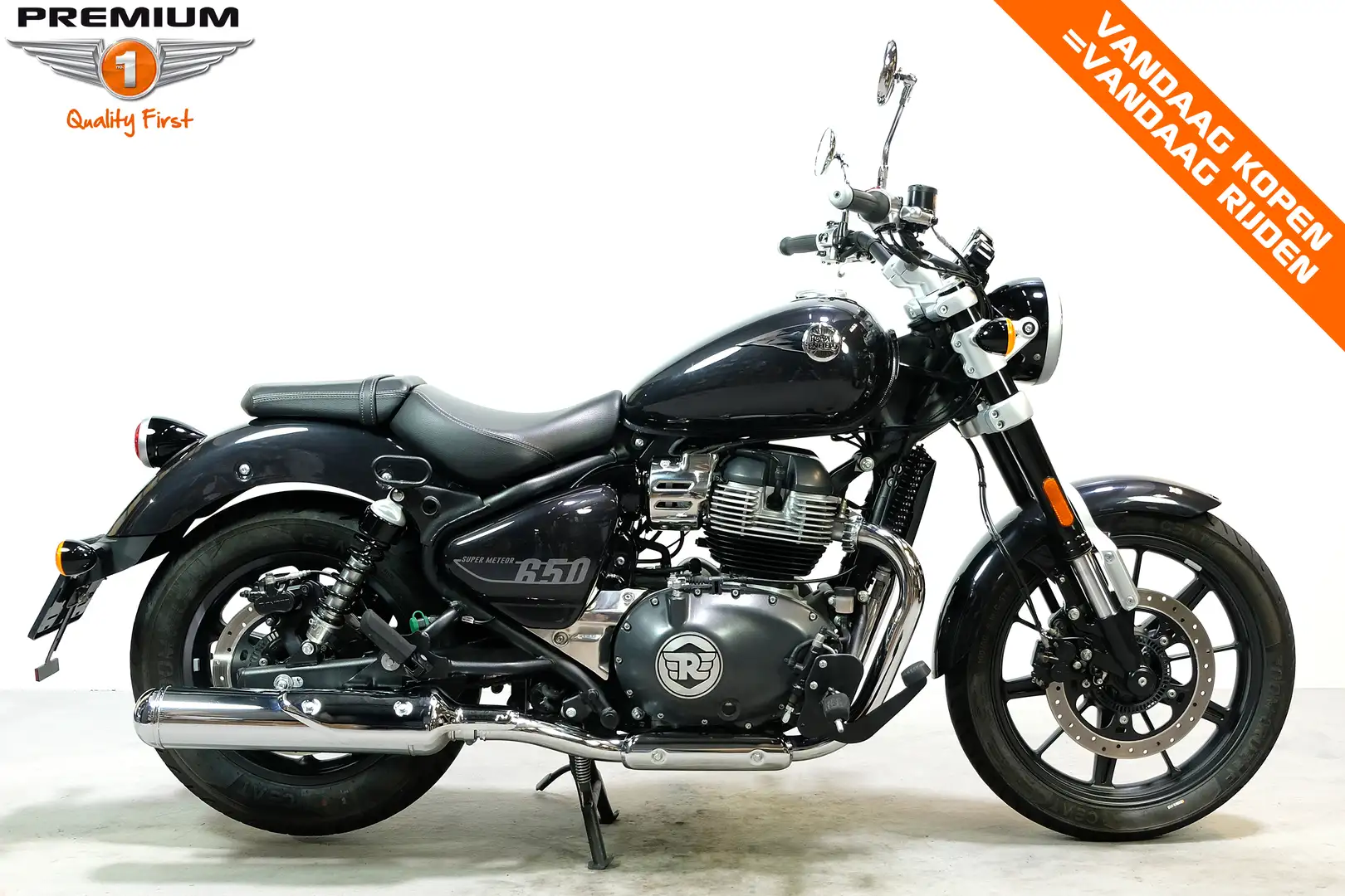 Royal Enfield Super Meteor 650 Zwart - 1
