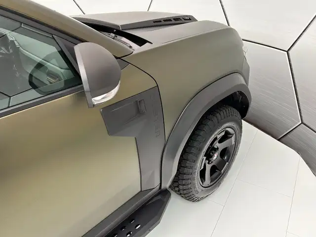 Dacia Duster view 28