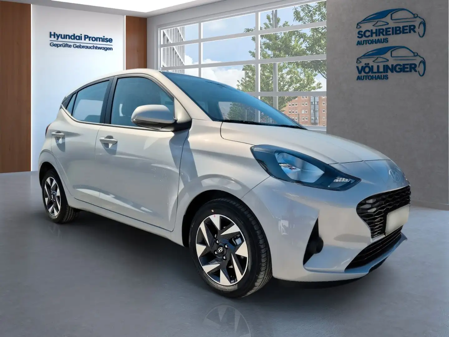 Hyundai i10 Trend 1.0 Automatik  63PS sofort verfügbar ! Grau - 2