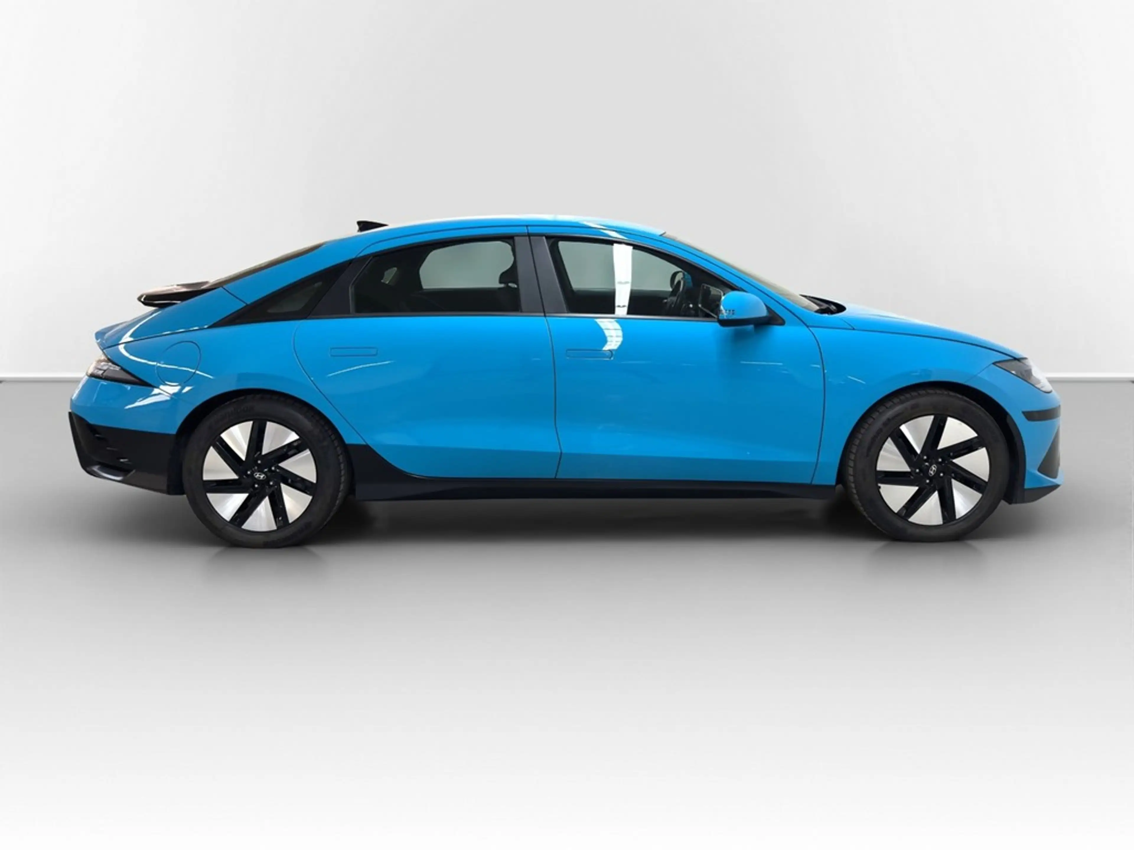 Hyundai IONIQ 6 53kWh LED*NAV*SHZ*ACC*PDC*KAMERA*EL.HECKKL*18" — photo 5