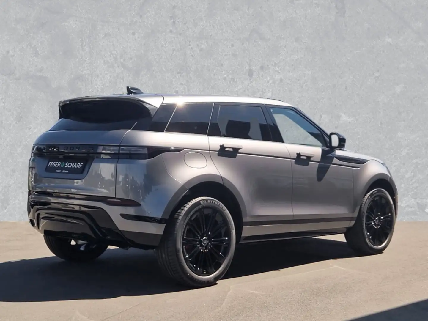 Land Rover Range Rover Evoque P300e R-Dynamic HSE AHK Black Pack Grau - 2
