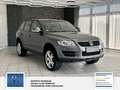 Volkswagen Touareg V6 TDI Sehr gepflegt, AHK, Navigation Grau - thumbnail 3