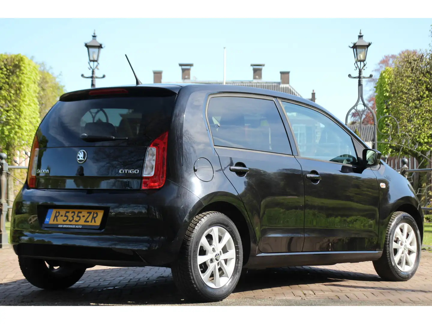 Skoda Citigo 1.0 5-DRS GREENTACH ACTIVE | PANODAK | AIRCO | STO Zwart - 2