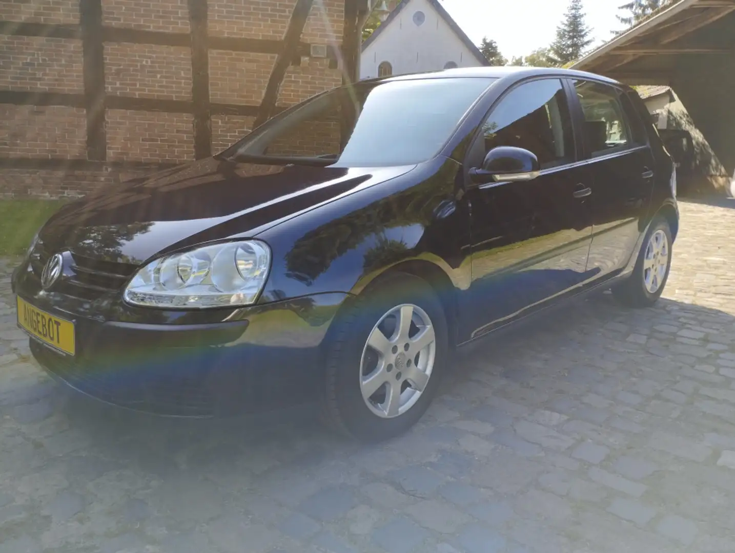 Volkswagen Golf 1.4 sehr gepflegt mit Standheizung Noir - 2