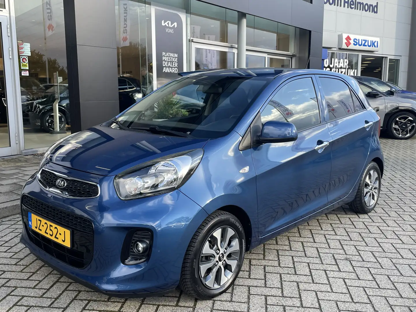 Kia Picanto 1.0 CVVT ComfortPlusLine Navigator info Frank Eijs Blauw - 2