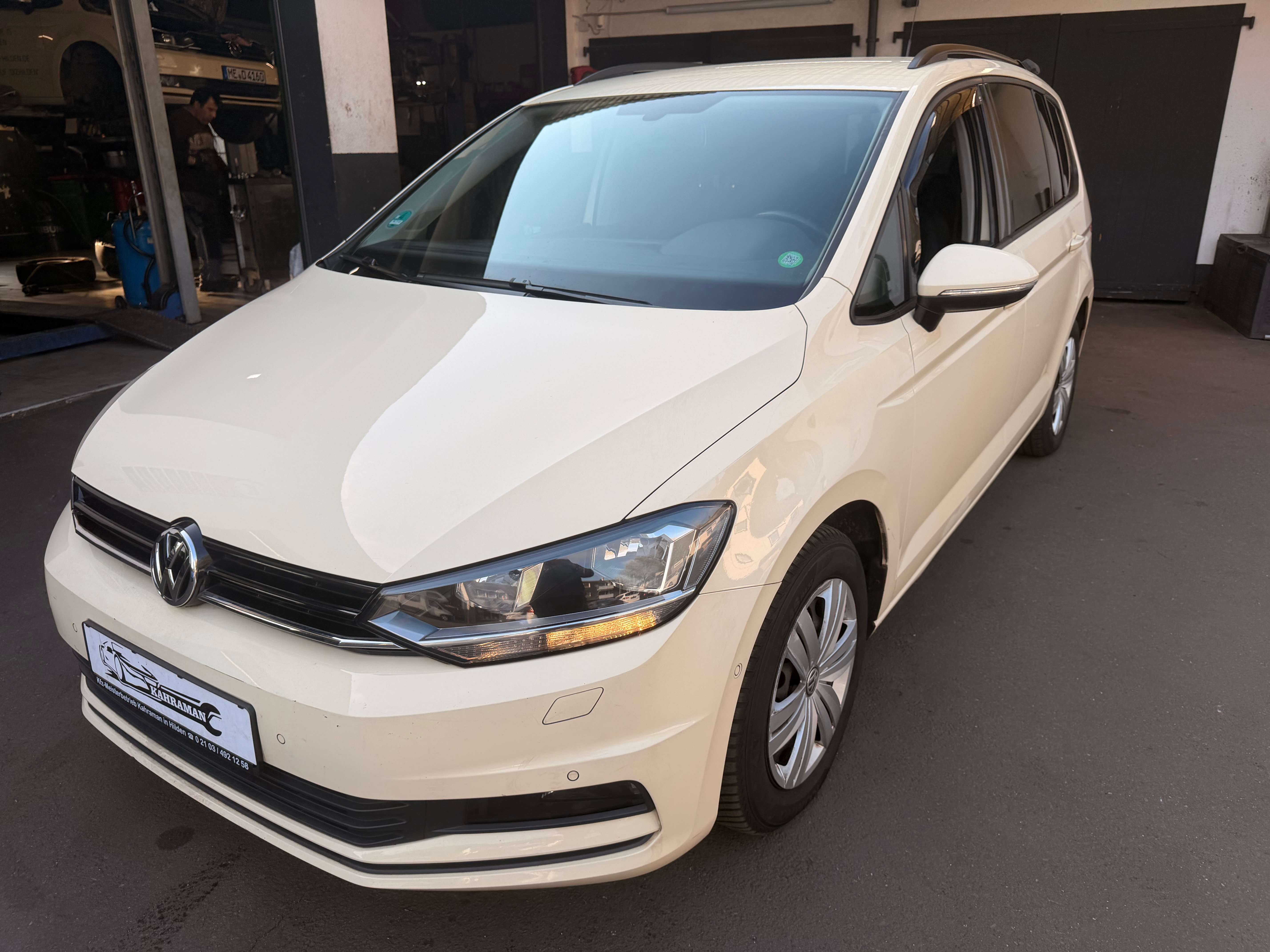 Second hand Volkswagen Touran 2.0