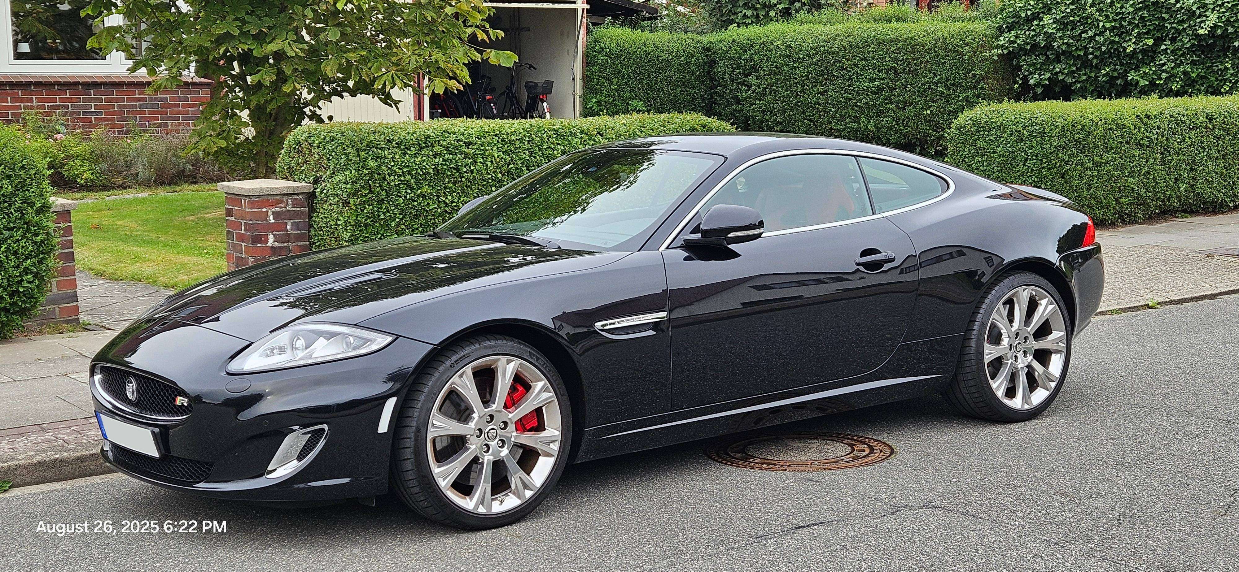 Second hand Jaguar Xkr 