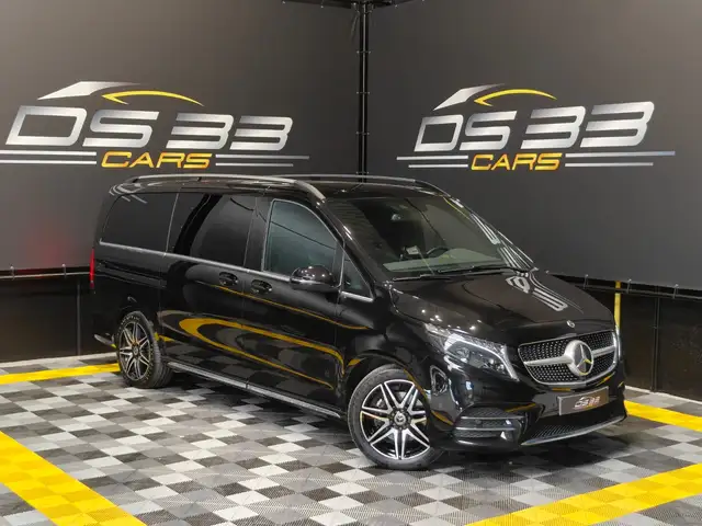 Mercedes-Benz V 300 d AMG 7-zit/360/AdCruise/ElecDeuren/Apple/Trekhaak/DodeHoek/Burmester