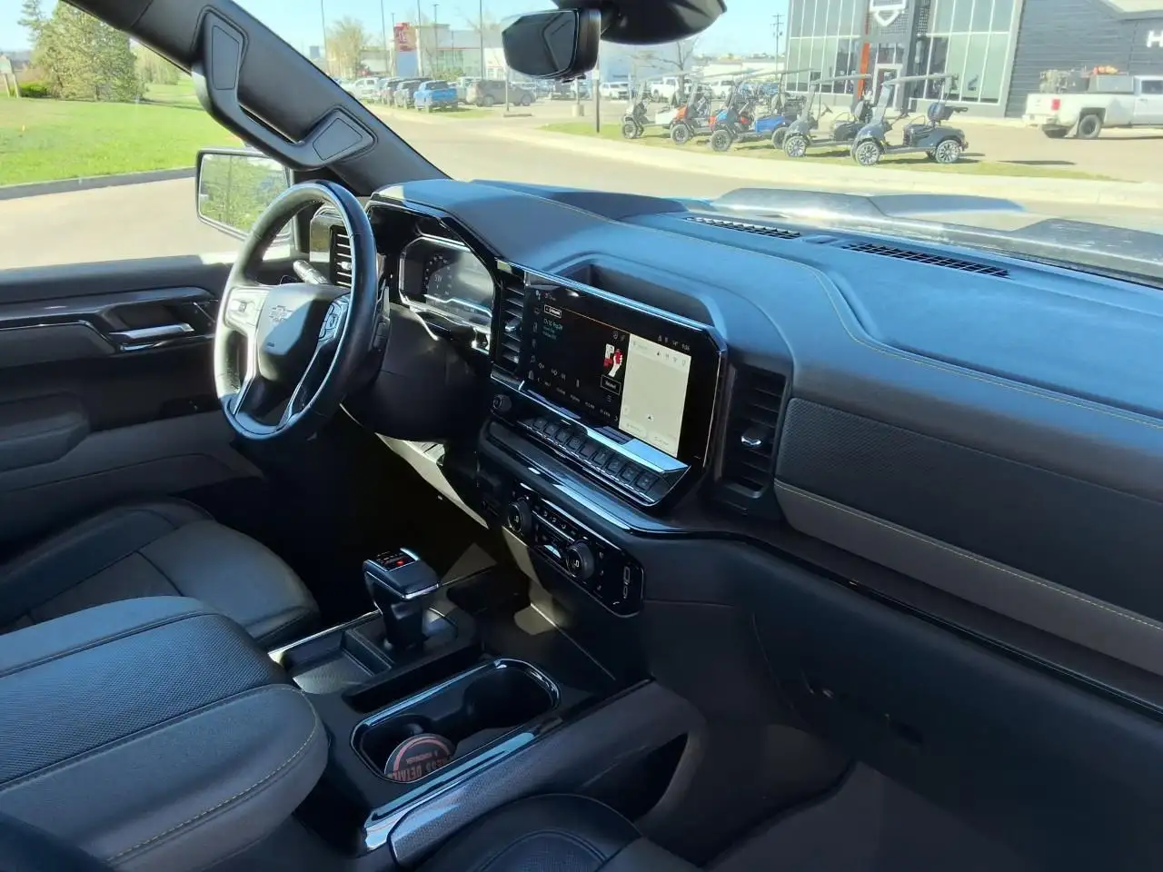 Chevrolet Silverado 1500 снимка Chevrolet Silverado 1500