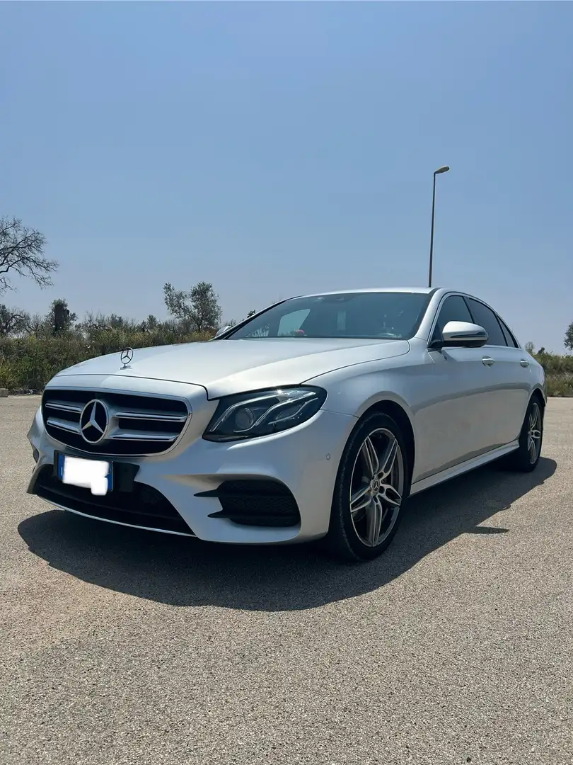 Mercedes-Benz E 220 d Premium Plus 4matic auto Grigio - 2