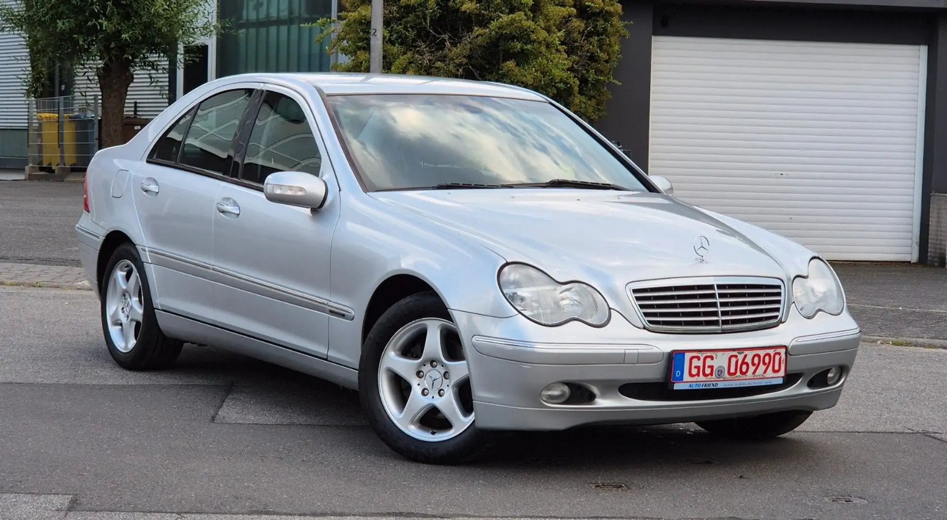 Mercedes-Benz C 200 Automatik aus 2. HAND TÜV SERVICE NEU Zilver - 1