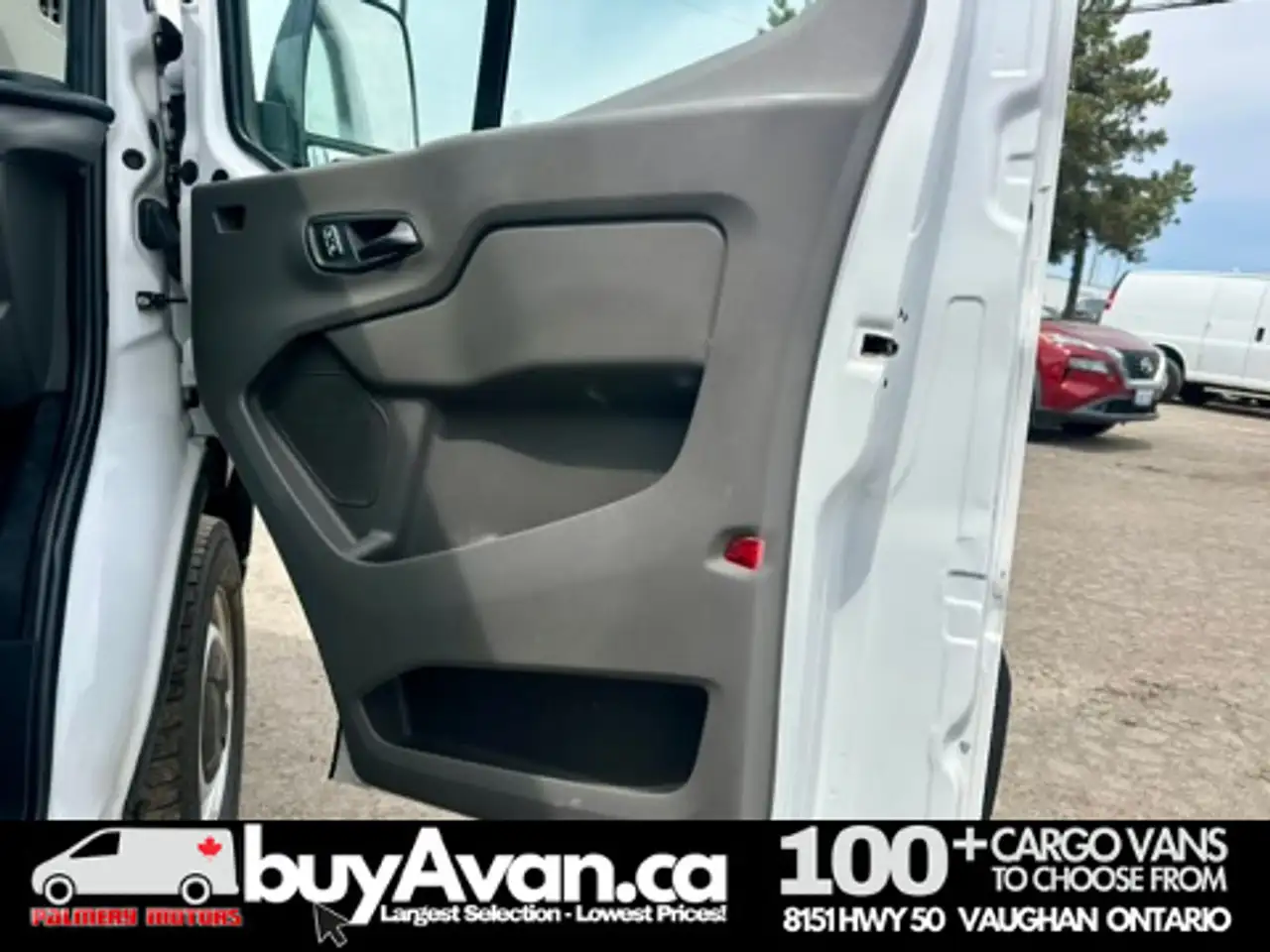 Ford Transit Cargo Van снимка Ford Transit Cargo Van