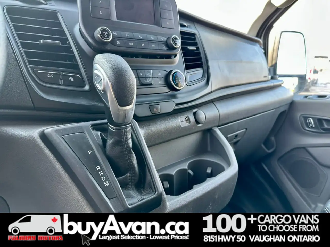 Ford Transit Cargo Van снимка Ford Transit Cargo Van
