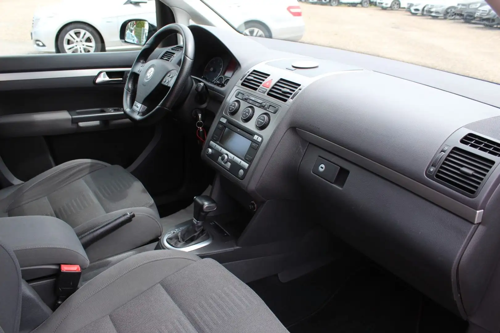 Volkswagen Touran Highline 1.4*R-Line*NAVI*H&RSportfahrwerk Noir - 2