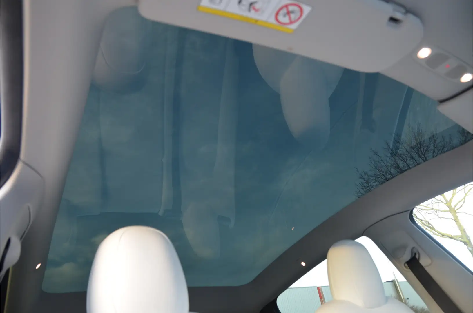 Tesla Model Y Long Range AWD 75 kWh Trekhaak (1.600kg), 20" Alu, Gris - 2