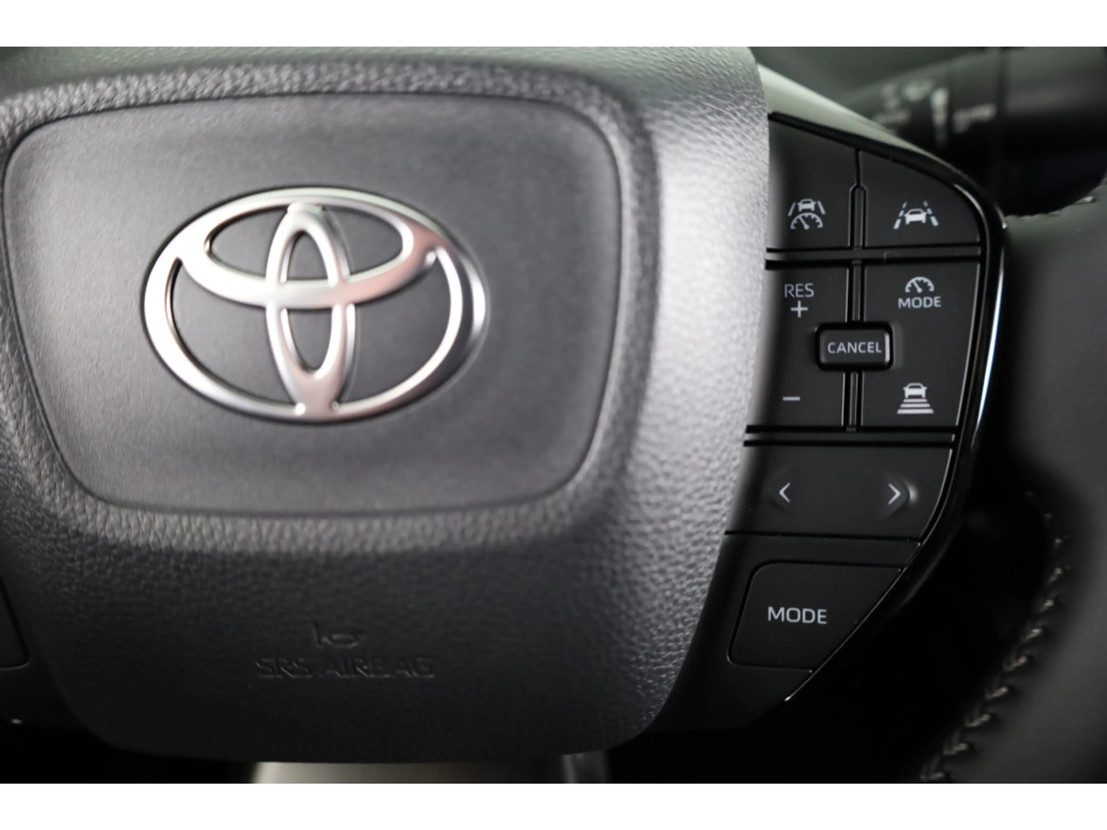 Toyota C-HR+ First Edition 225 PK ||20'' LM velgen|| Nu met € 2 — photo 15