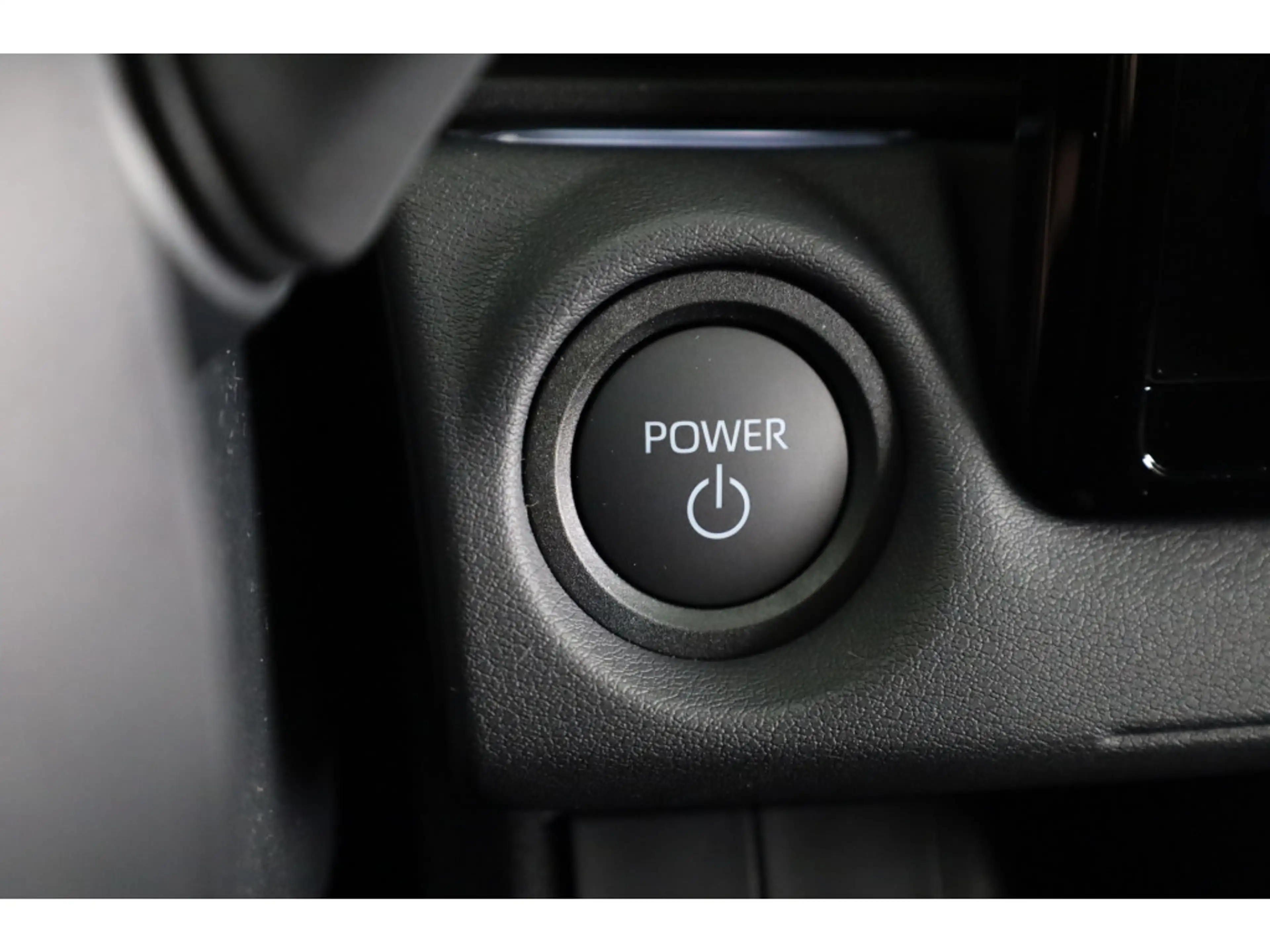 Toyota C-HR+ First Edition 225 PK ||20'' LM velgen|| Nu met € 2 — photo 13