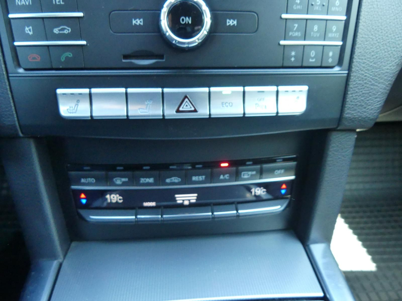Mercedes-Benz E 220 *T*4Matic*Leder*Klima*Sitzhzg*LED* — photo 15
