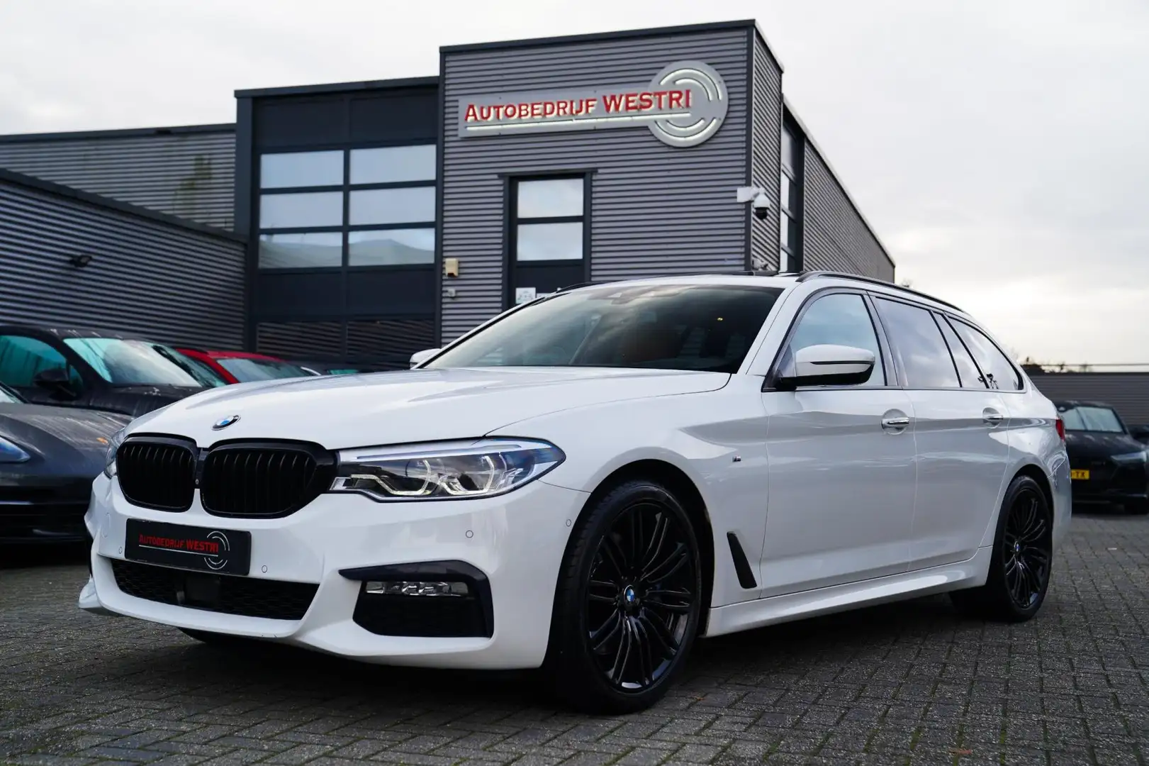 BMW 530 5-serie Touring 530i xDrive High Executive | M-pak Blanc - 1