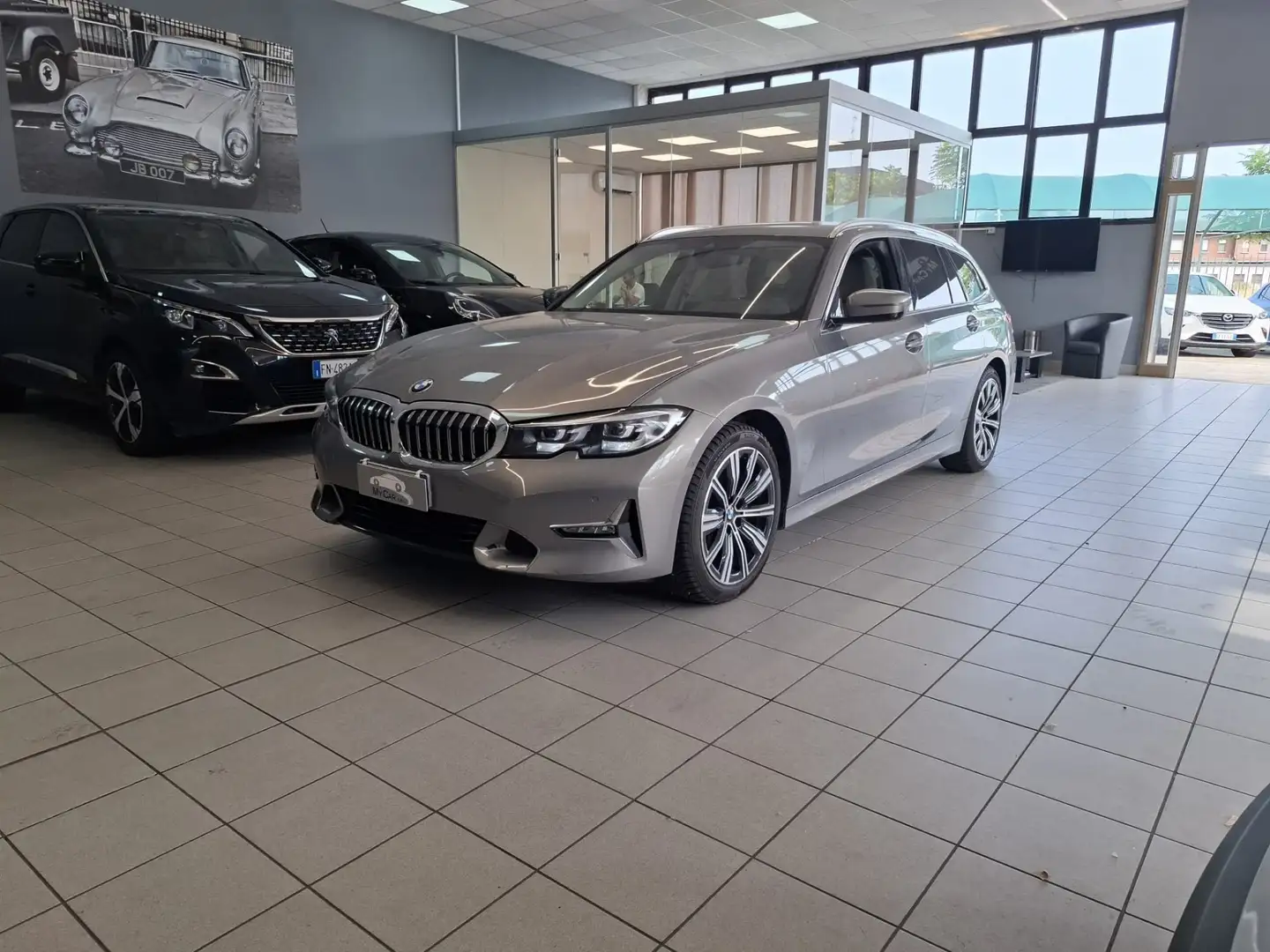 BMW 318 Diesel/Ibrido Automatico Grigio - 1