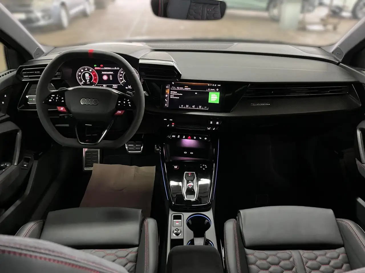 Audi RS3 Vmax 280 km/h Matrix LED Pano RS 13