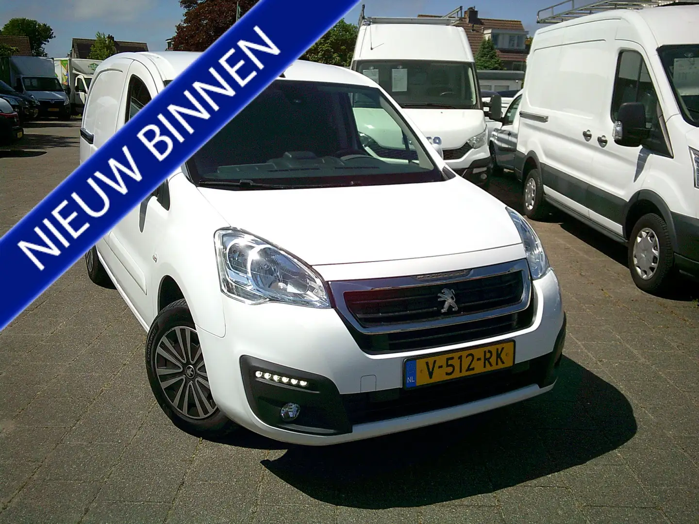 Peugeot Partner 120 1.6 BlueHDi 100 L1 Premium Pack S&S VOORZIEN V Blanc - 1