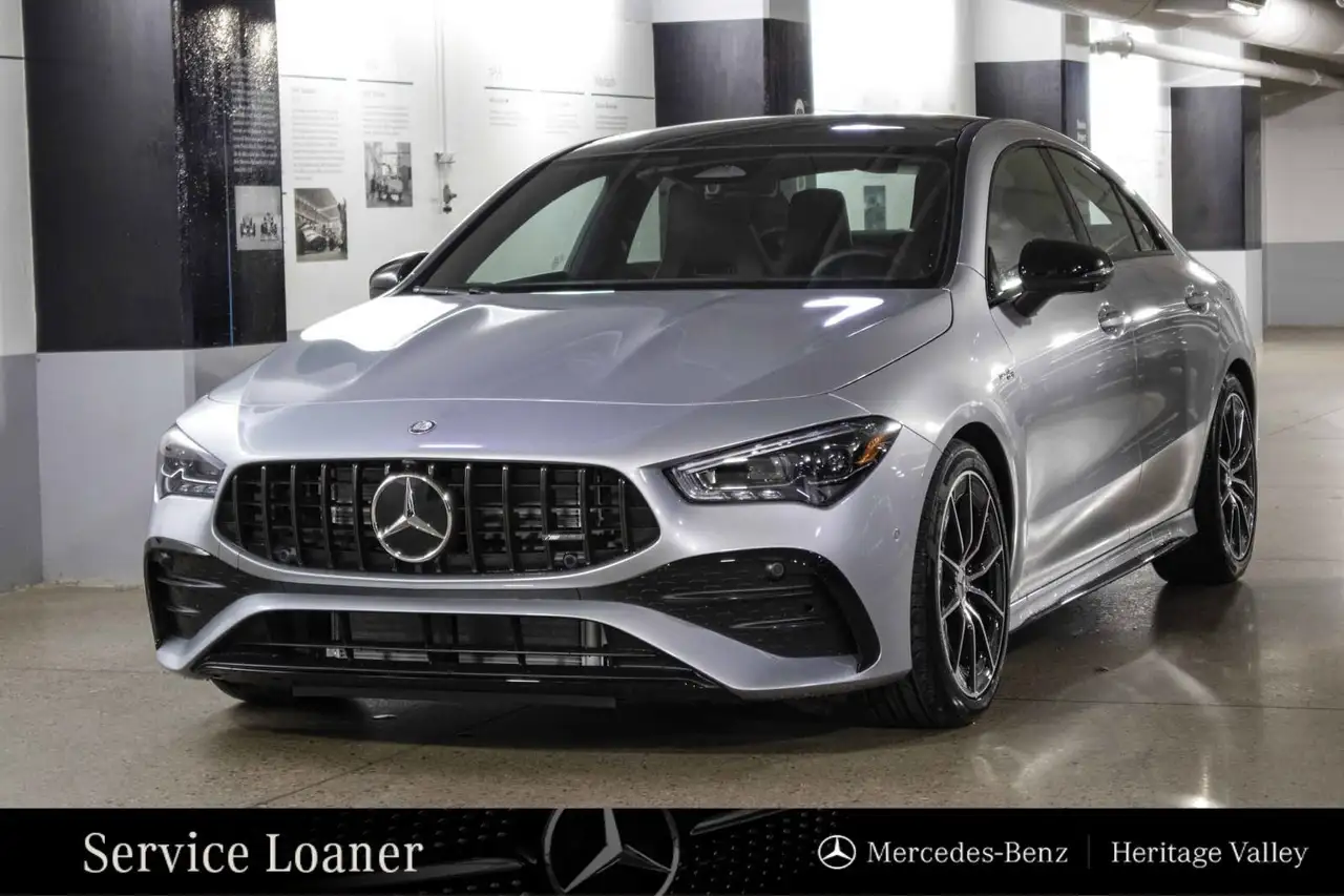 Mercedes-Benz CLA снимка Mercedes-Benz CLA