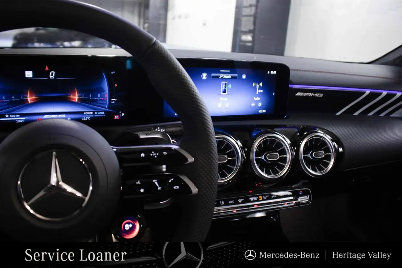 Mercedes-Benz CLA снимка Mercedes-Benz CLA