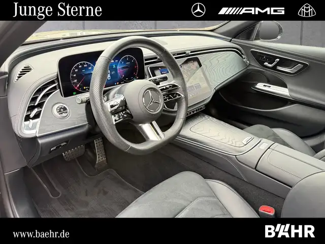 Mercedes-Benz E-Class view 11
