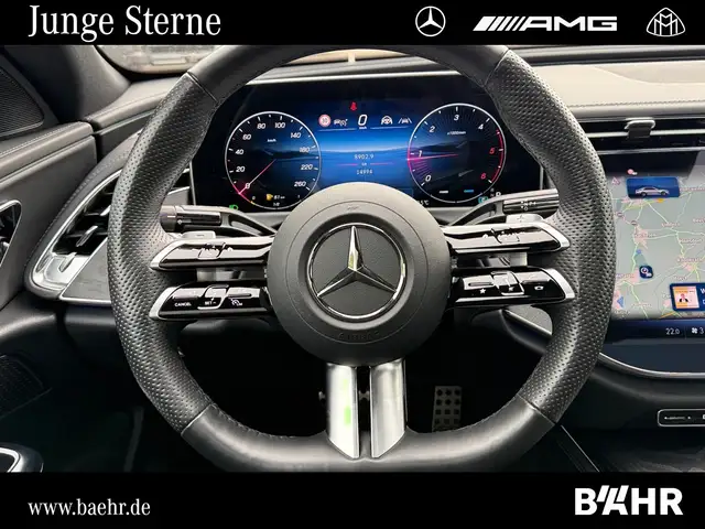 Mercedes-Benz E-Class view 13