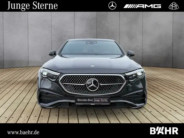 Mercedes-Benz E-Class view 7