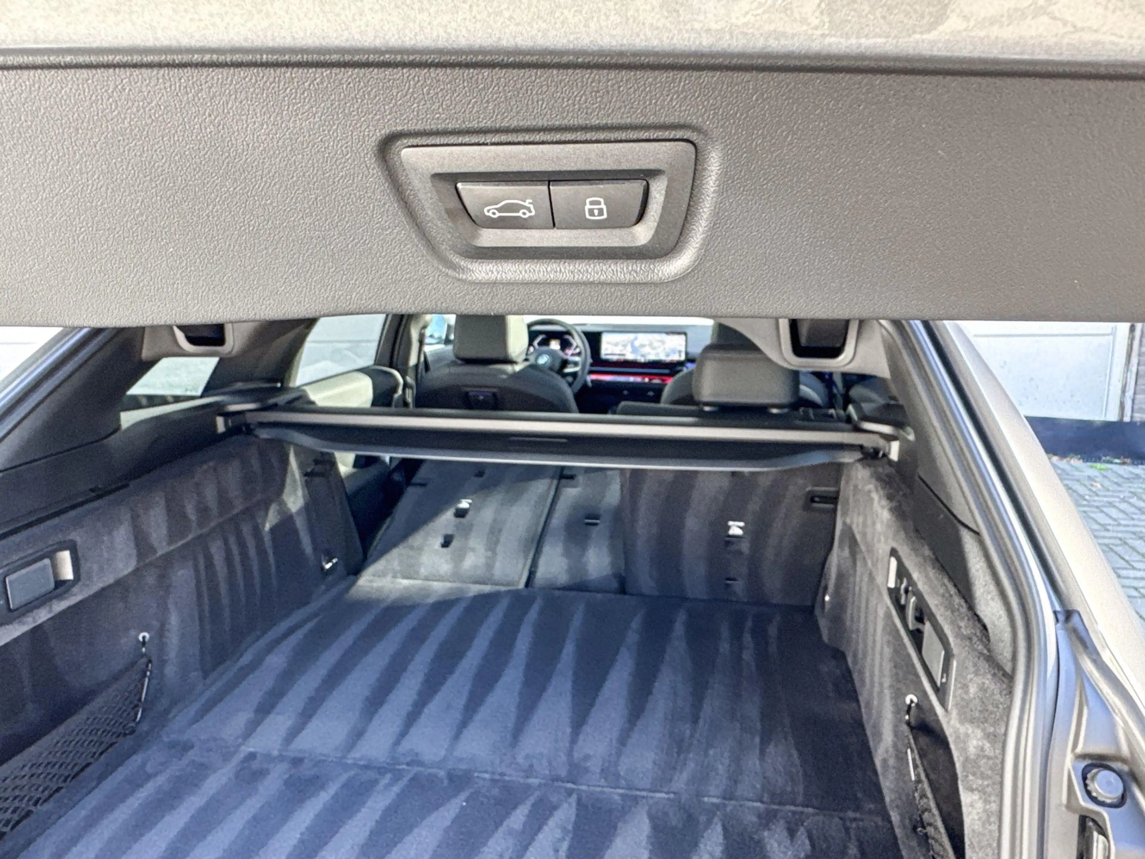BMW i5 Touring eDrive40 84 kWh | M Sport | Trekhaak | — photo 13