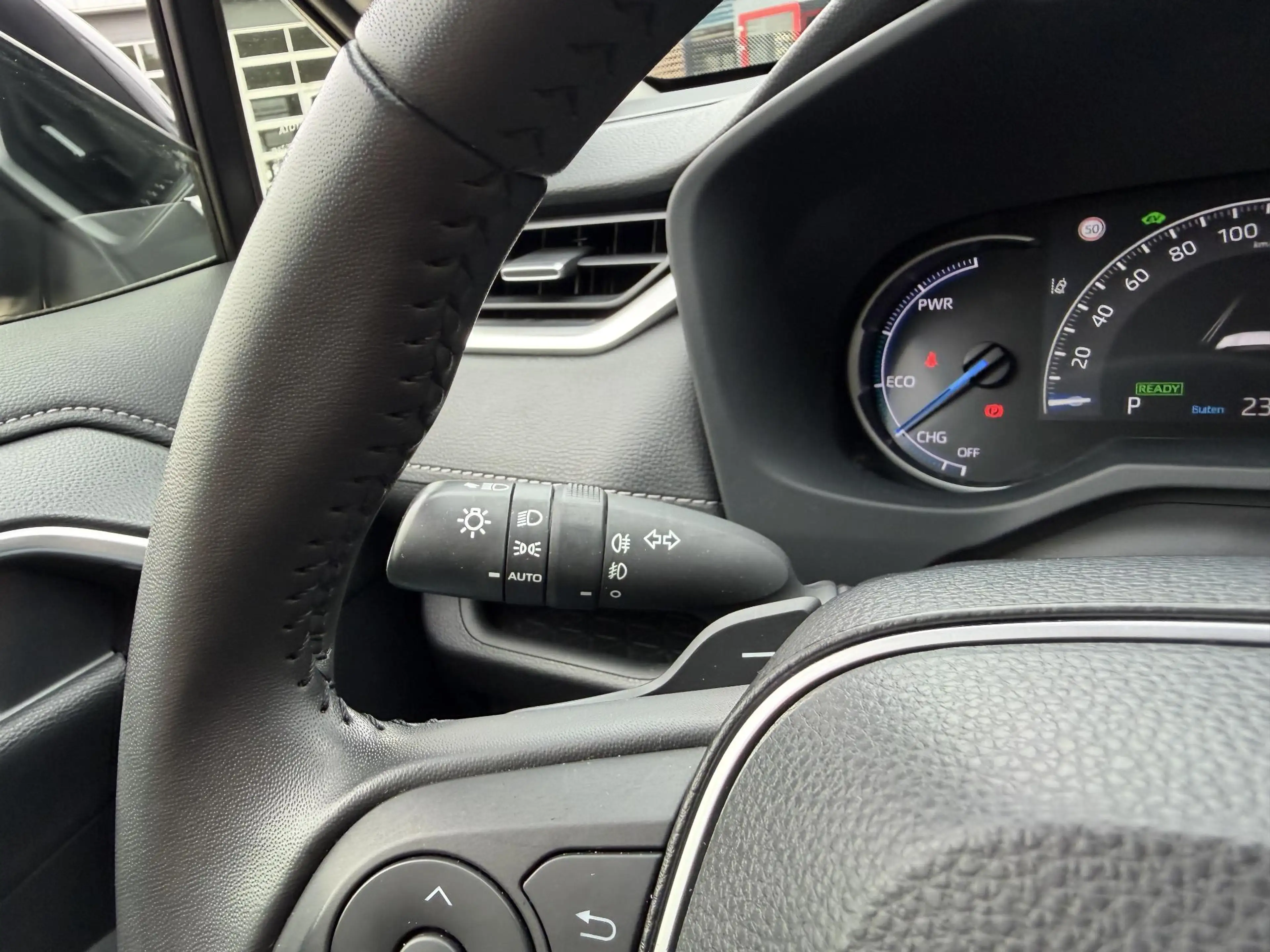 Toyota RAV 4 2.5 Hybrid AWD Style Trekhaak Navi JBL NL — photo 12