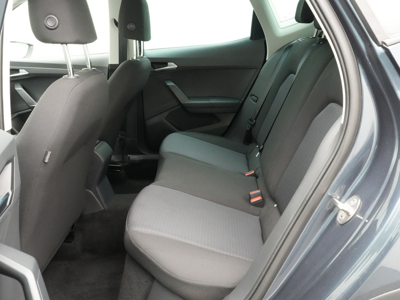 SEAT Arona Style NAVI VIRT ACC KAM SHZ CARPLAY LED — photo 12