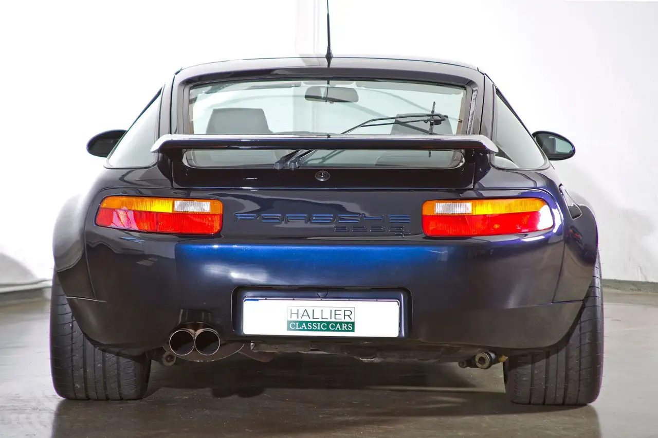 Porsche 928 GT Strosek Umbau. Sehr schöner Zustand !, foto 12
