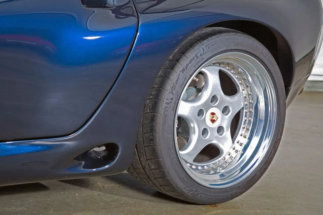 Porsche 928 GT Strosek Umbau. Sehr schöner Zustand !, foto 9
