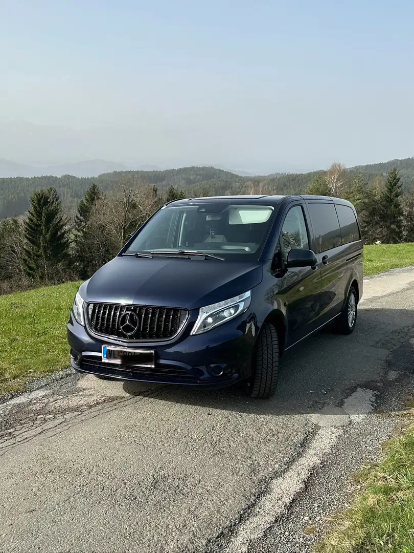 Mercedes-Benz Vito Tourer Select 116 BlueTEC lang 4x4 Aut. Blau - 2