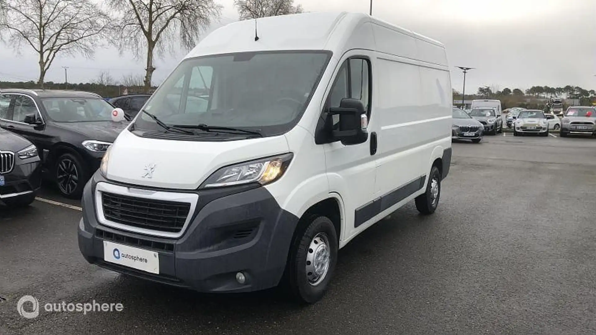 Peugeot Boxer 330 L2H2 2.0 BlueHDi 130 Premium - 1