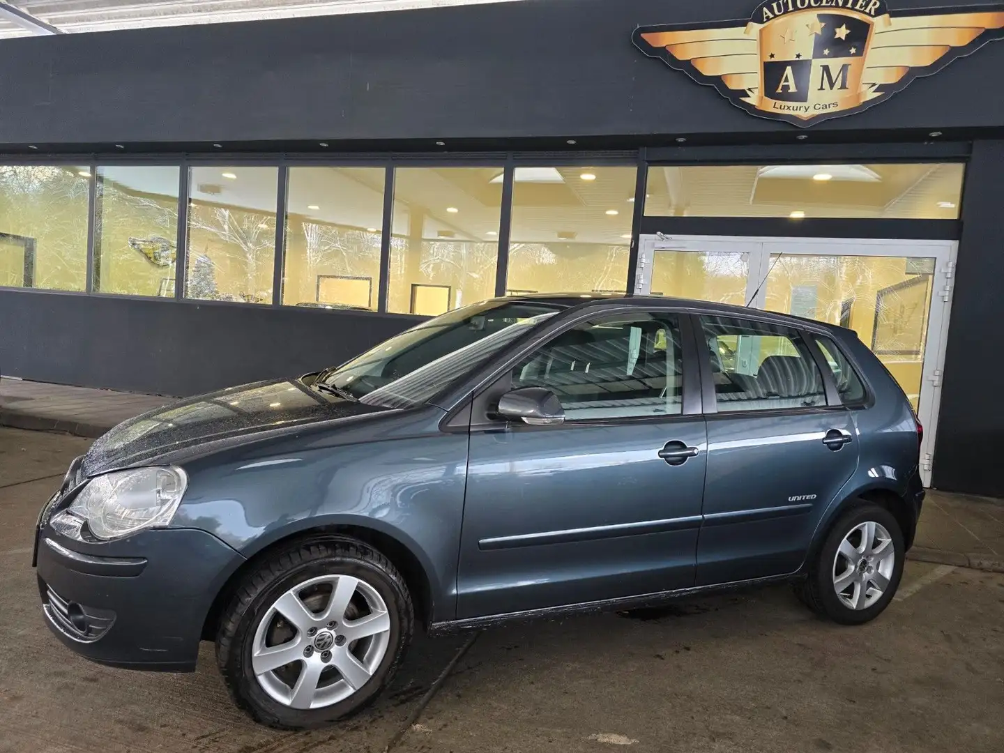 Volkswagen Polo IV 1.9 United SZH/PDC/Klima/TÜV-NEU/1.Hand Grau - 2