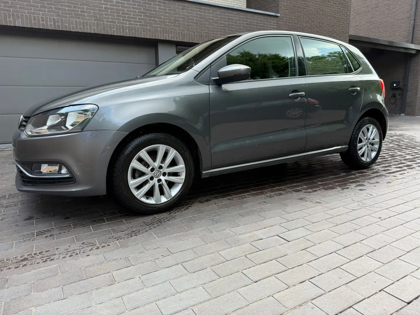 Volkswagen Polo 1.2 TSI (Blue Motion Technology) Highline - 1